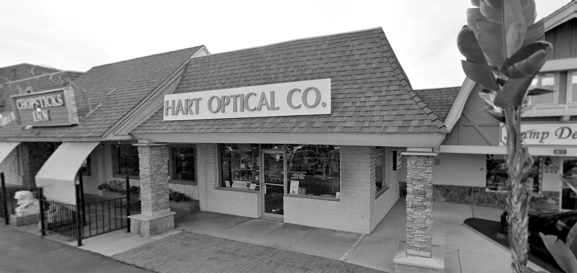 Hart Optical Company of La Mesa